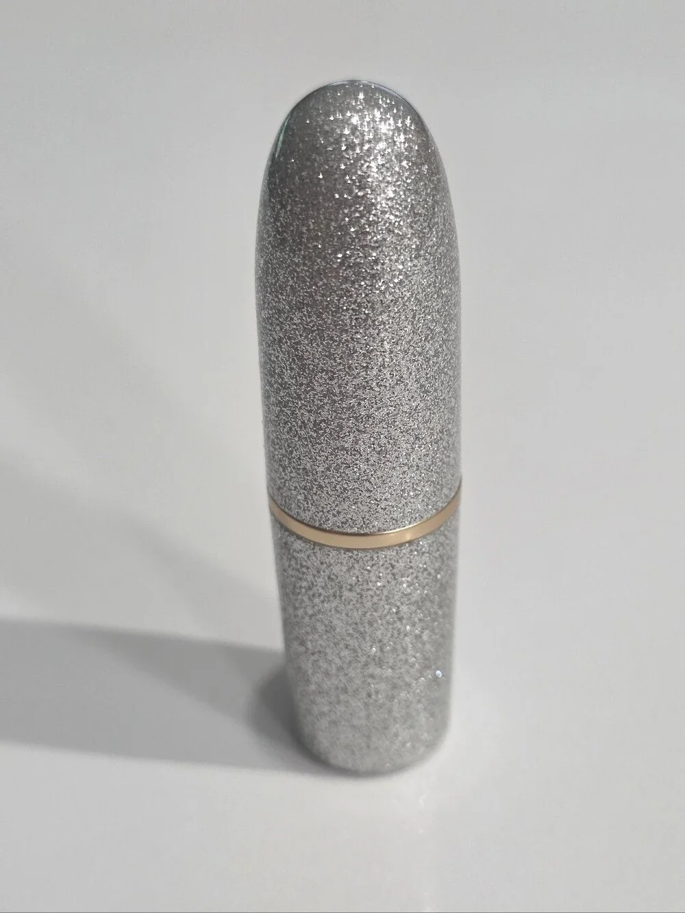 MAC x Mariah Carey I Get So OOC Frost Lipstick Limited Edition